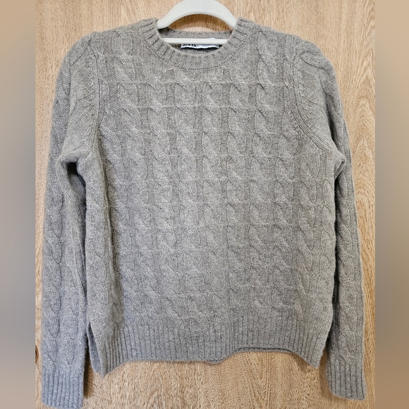 Like New! Zara Cashmere Cable Knit Sweater Taupe Beige Size Small - Picture 7 of 10